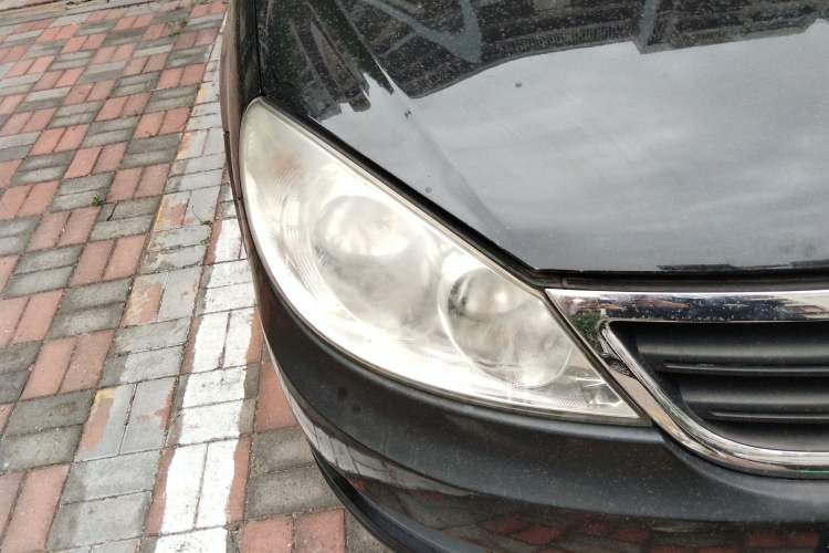 Used Volkswagen Lavida 2013 Classic 1.6L Manual Fashion Edition Right Front Headlight