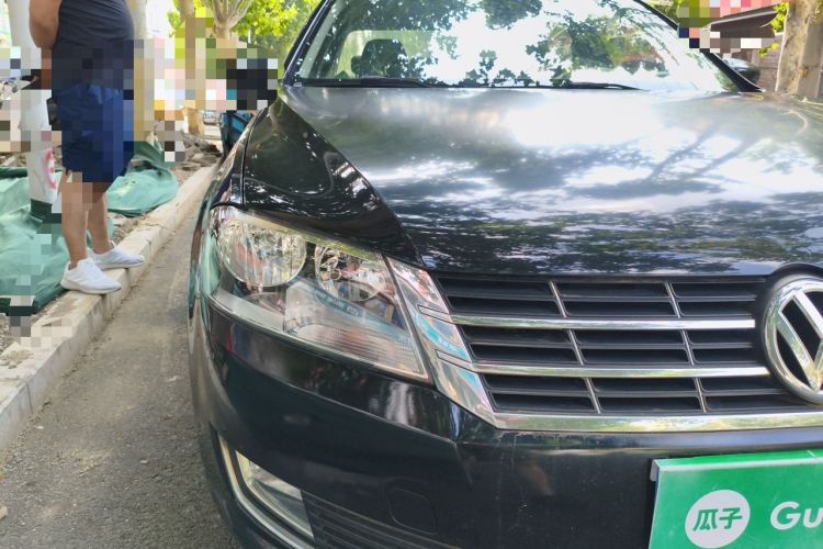 Used Volkswagen Lavida 2013 Restyled Classic 1.6L Manual Comfort Edition Right Front Headlight