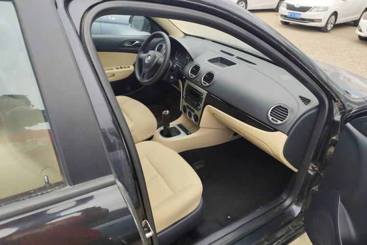 Used Volkswagen Lavida 2013 Classic 1.6L Manual Fashion Edition Right Front Seat