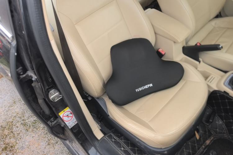 Used Volkswagen Lavida 2013 Restyled Classic 1.6L Manual Comfort Edition Right Front Seat