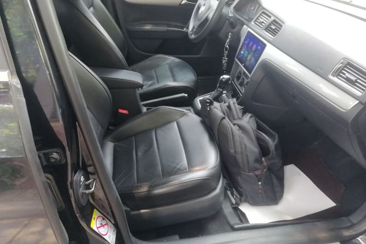 Used Volkswagen Lavida 2013 Restyled Classic 1.6L Automatic Comfort Edition Right Front Seat