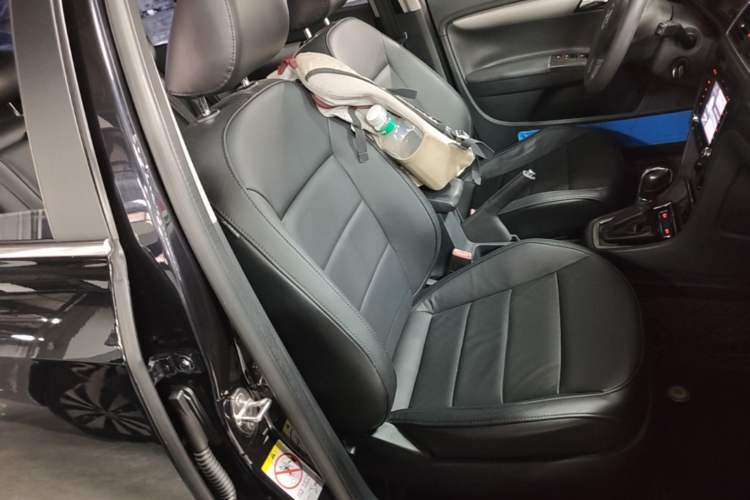 Used Volkswagen Lavida 2013 Restyled Classic 1.6L Automatic Comfort Edition Right Front Seat