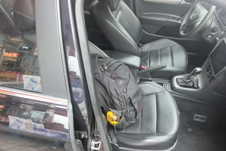 Used Volkswagen Lavida 2013 Restyled Classic 1.6L Automatic Comfort Edition Right Front Seat