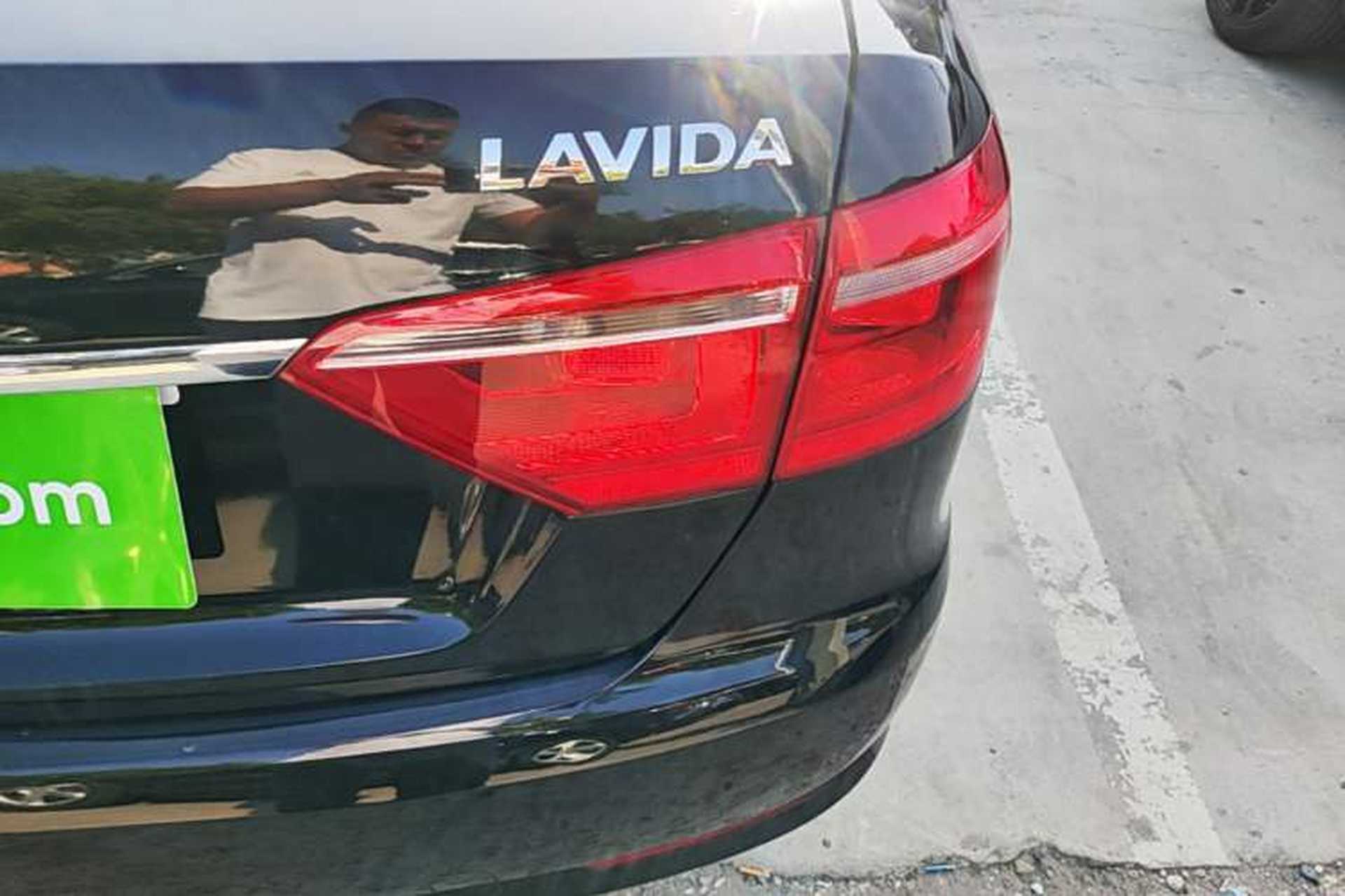 Used Volkswagen Lavida 2013 Revised Classic 1.6L Automatic Fashion Edition Right Rear Taillight