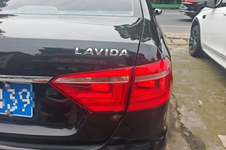 Used Volkswagen Lavida 2013 Restyled Classic 1.6L Automatic Comfort Edition Right Rear Taillight