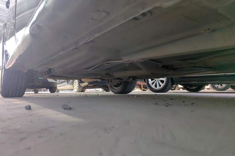 Used Volkswagen Lavida 2013 Revised Version 1.4 TSI DSG Comfort Edition Right Side Sill