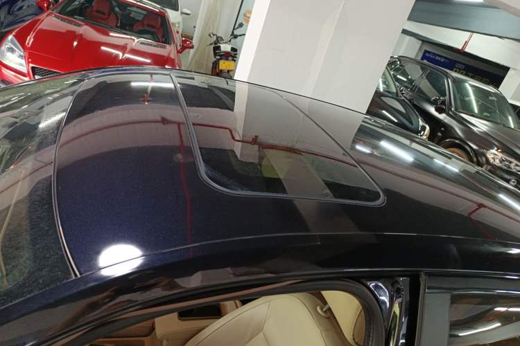 Used Volkswagen Lavida 2013 Restyled Classic 1.6L Automatic Comfort Edition Roof