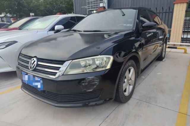 Used Volkswagen Lavida 2013 Revised Classic 1.6L Automatic Fashion Edition