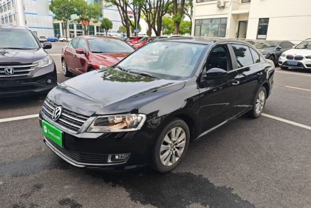 Volkswagen Lavida 2013 Restyled Classic 1.6L Automatic Comfort Edition usado