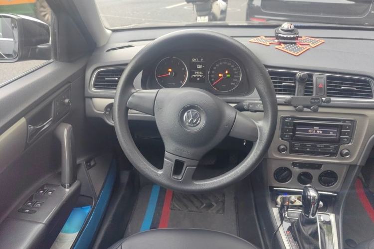 Used Volkswagen Lavida 2013 Restyled Classic 1.6L Automatic Comfort Edition Steering Wheel