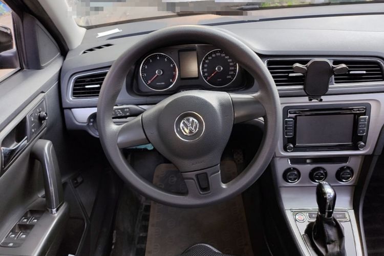 Used Volkswagen Lavida 2013 Revised Version 1.4 TSI DSG Comfort Edition Steering Wheel