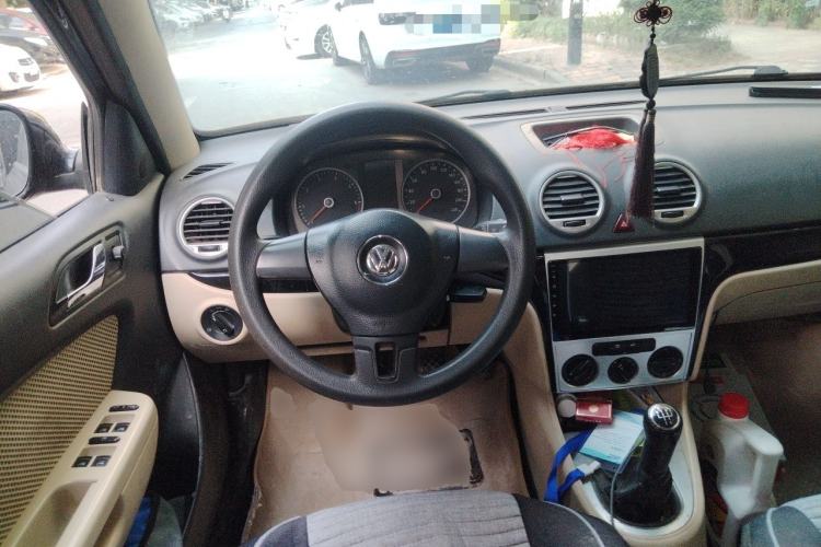 Used Volkswagen Lavida 2013 Classic 1.6L Manual Fashion Edition Steering Wheel