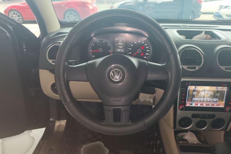 Used Volkswagen Lavida 2013 Classic 1.6L Manual Fashion Edition Steering Wheel