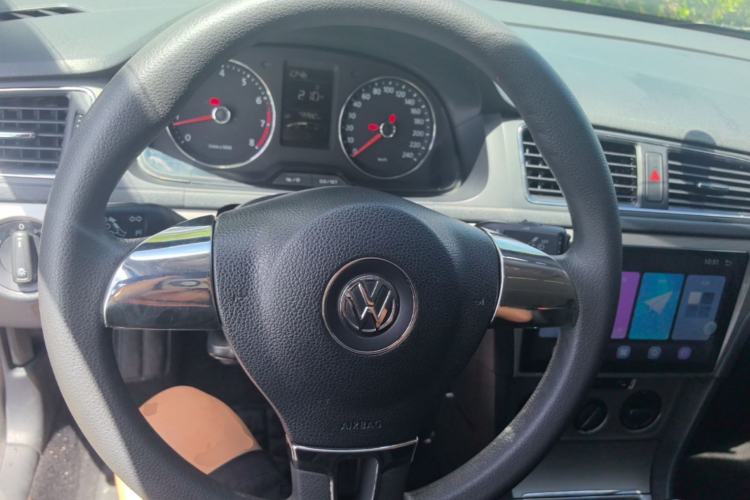 Used Volkswagen Lavida 2013 Restyled Classic 1.6L Manual Comfort Edition Steering Wheel