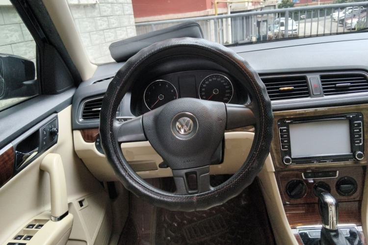 Used Volkswagen Lavida 2013 Restyled Classic 1.6L Automatic Comfort Edition Steering Wheel