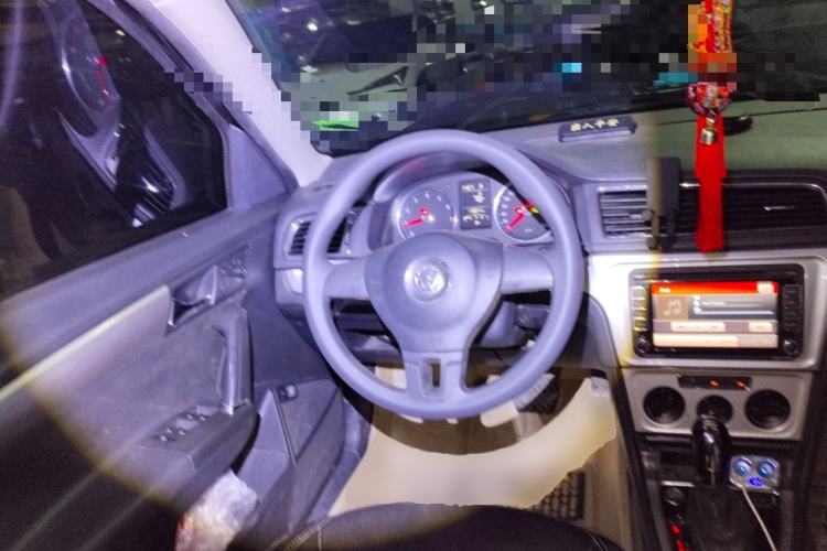 Used Volkswagen Lavida 2013 Restyled Classic 1.6L Automatic Comfort Edition Steering Wheel