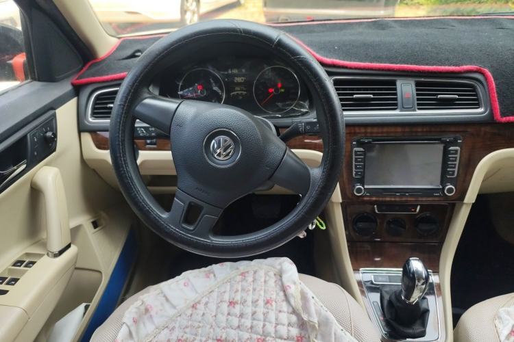 Used Volkswagen Lavida 2013 Restyled Classic 1.6L Automatic Comfort Edition Steering Wheel