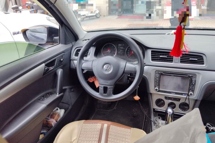 Used Volkswagen Lavida 2013 Restyled Classic 1.6L Automatic Comfort Edition Steering Wheel