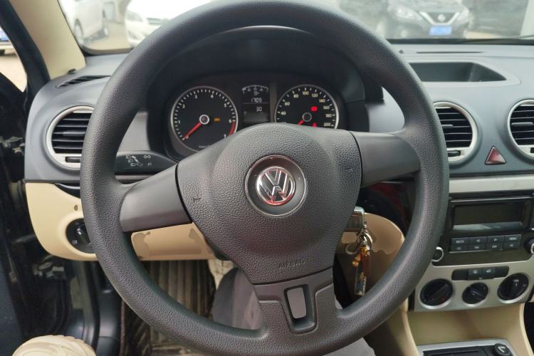 Used Volkswagen Lavida 2013 Classic 1.6L Manual Fashion Edition Steering Wheel