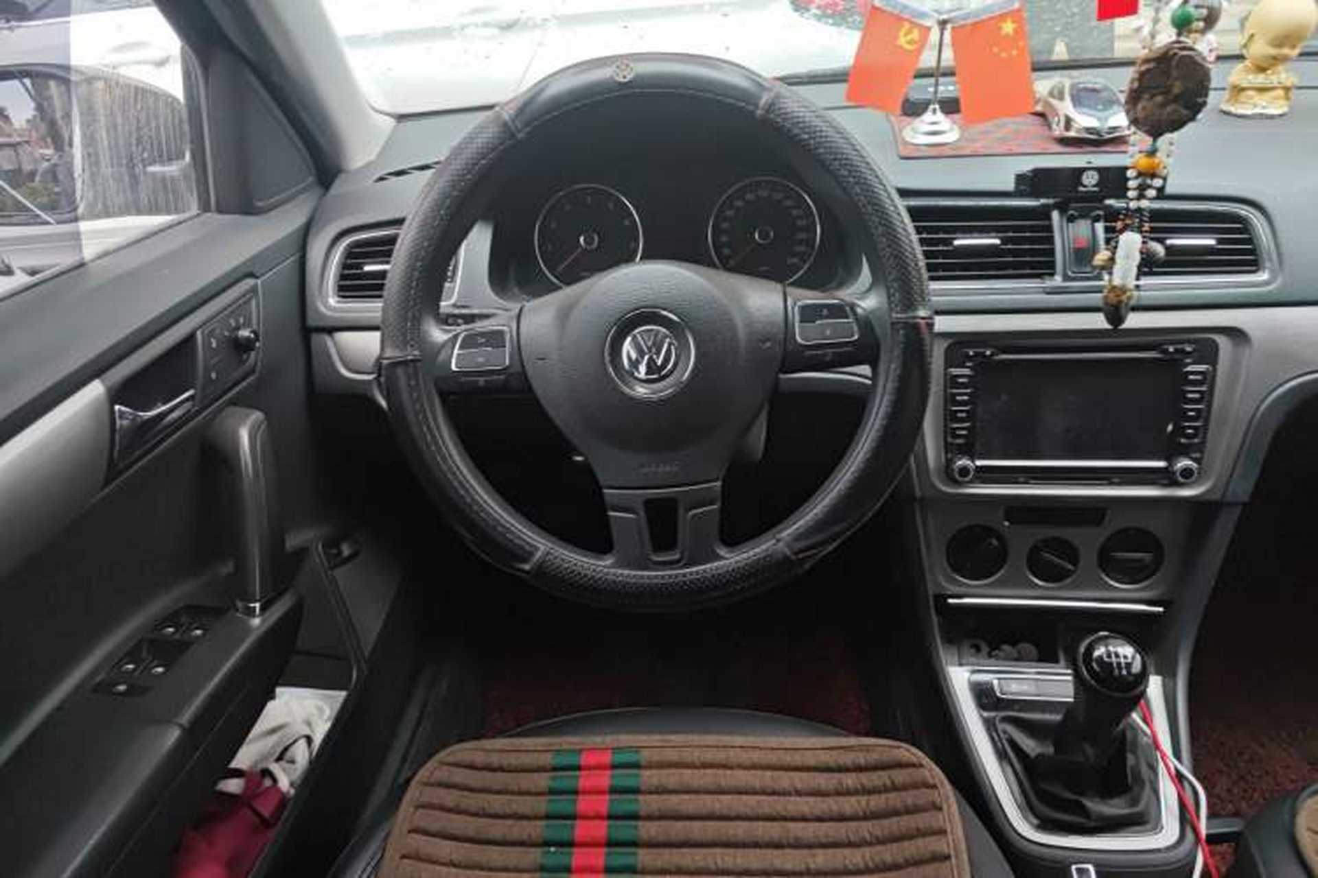Used Volkswagen Lavida 2013 Restyled Classic 1.6L Manual Comfort Edition Steering Wheel