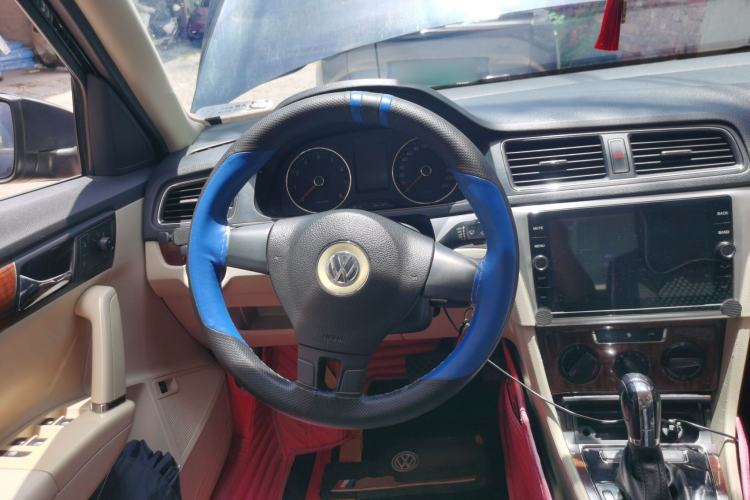 Used Volkswagen Lavida 2013 Restyled Classic 1.6L Automatic Comfort Edition Steering Wheel