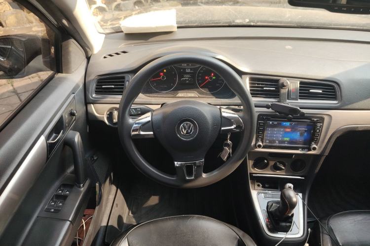 Used Volkswagen Lavida 2013 Restyled Classic 1.6L Automatic Comfort Edition Steering Wheel