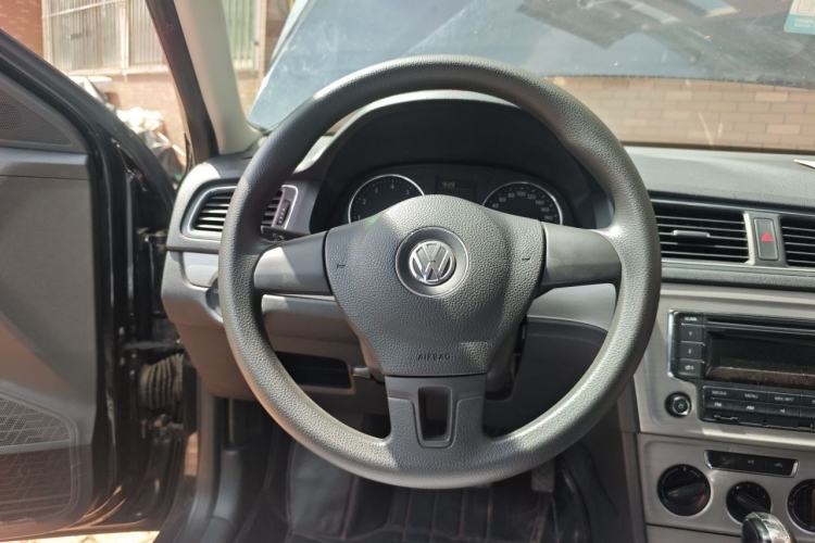 Used Volkswagen Lavida 2013 Restyled Classic 1.6L Automatic Comfort Edition Steering Wheel