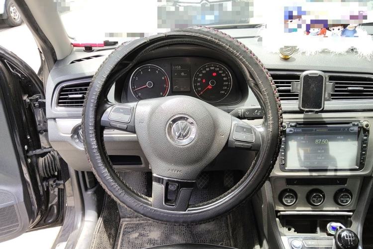 Used Volkswagen Lavida 2013 1.4 TSI Manual Luxury Edition Steering Wheel
