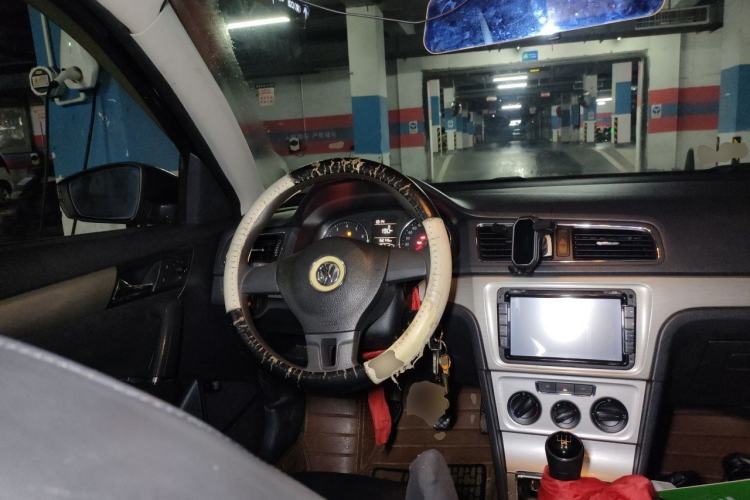 Used Volkswagen Lavida 2013 1.4TSI Manual Comfort Edition Steering Wheel