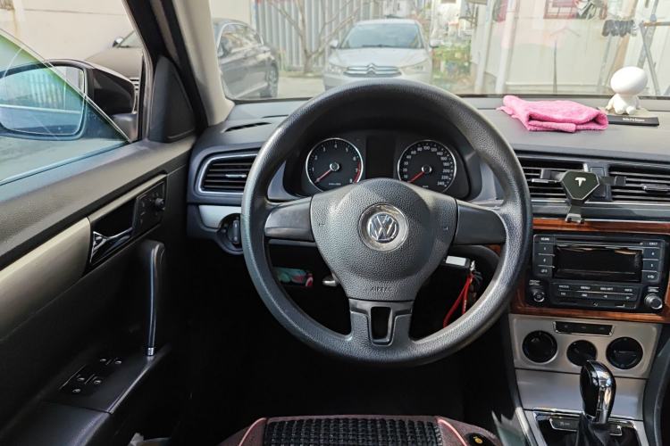 Used Volkswagen Lavida 2013 Restyled Classic 1.6L Automatic Comfort Edition Steering Wheel