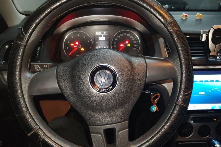 Used Volkswagen Lavida 2013 Restyled Classic 1.6L Automatic Comfort Edition Steering Wheel
