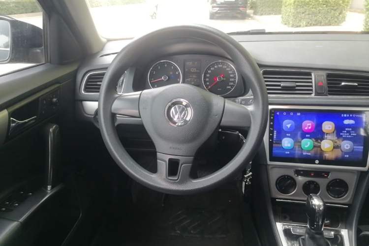 Used Volkswagen Lavida 2013 Restyled Classic 1.6L Automatic Comfort Edition Steering Wheel