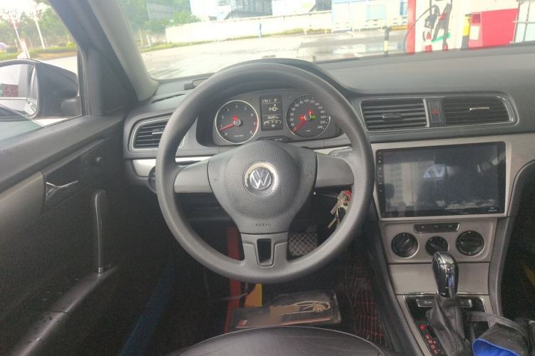 Used Volkswagen Lavida 2013 Restyled Classic 1.6L Automatic Comfort Edition Steering Wheel