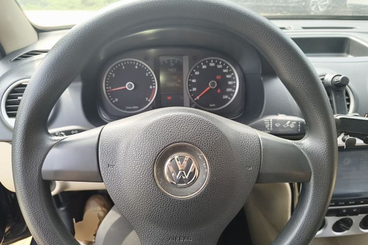 Used Volkswagen Lavida 2013 1.6L Manual Fashion Edition Steering Wheel