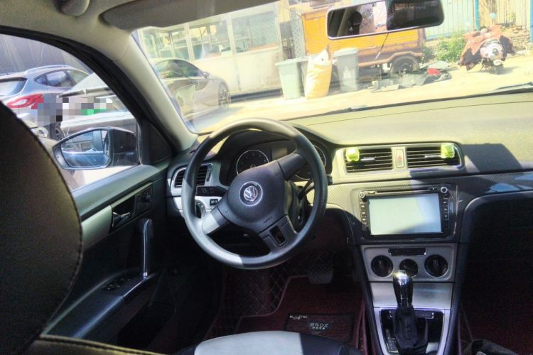 Used Volkswagen Lavida 2013 Revised Version 1.4 TSI DSG Comfort Edition Steering Wheel