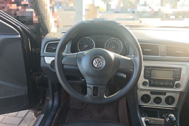Used Volkswagen Lavida 2013 Restyled Classic 1.6L Manual Comfort Edition Steering Wheel