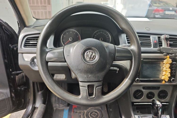 Used Volkswagen Lavida 2013 1.4TSI DSG Comfort Edition Steering Wheel