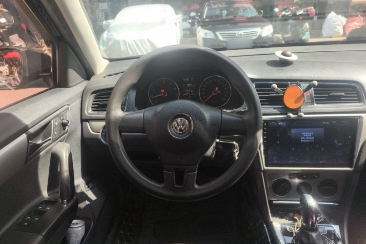 Used Volkswagen Lavida 2013 Restyled Classic 1.6L Automatic Comfort Edition Steering Wheel