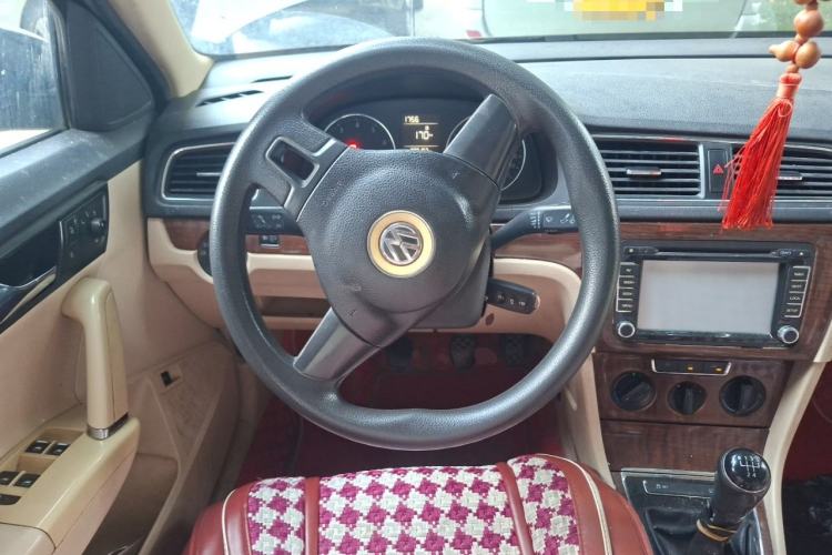 Used Volkswagen Lavida 2013 1.4TSI Manual Comfort Edition Steering Wheel