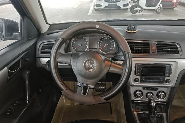 Used Volkswagen Lavida 2013 Restyled Classic 1.6L Automatic Comfort Edition Steering Wheel
