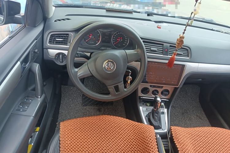 Used Volkswagen Lavida 2013 Revised Version 1.4 TSI DSG Comfort Edition Steering Wheel