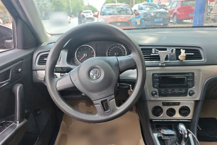 Used Volkswagen Lavida 2013 Restyled Classic 1.6L Automatic Comfort Edition Steering Wheel