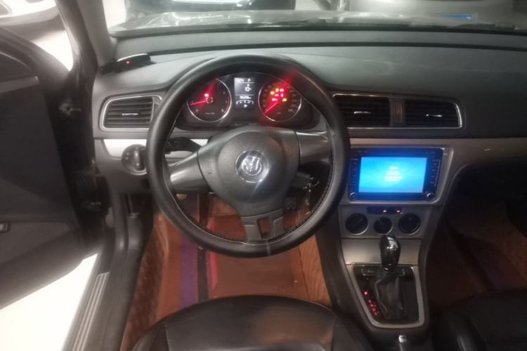 Used Volkswagen Lavida 2013 Revised Version 1.4 TSI DSG Comfort Edition Steering Wheel