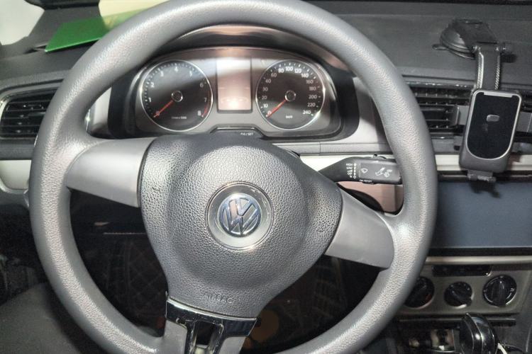 Used Volkswagen Lavida 2013 Restyled Classic 1.6L Automatic Comfort Edition Steering Wheel