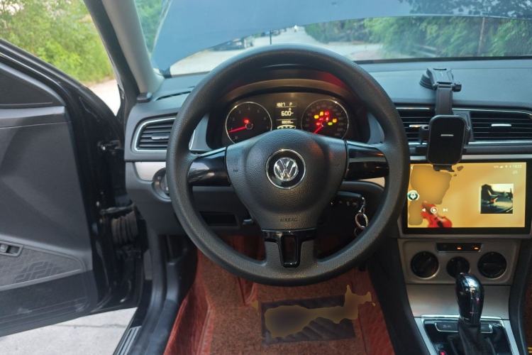 Used Volkswagen Lavida 2013 Restyled Classic 1.6L Automatic Comfort Edition Steering Wheel