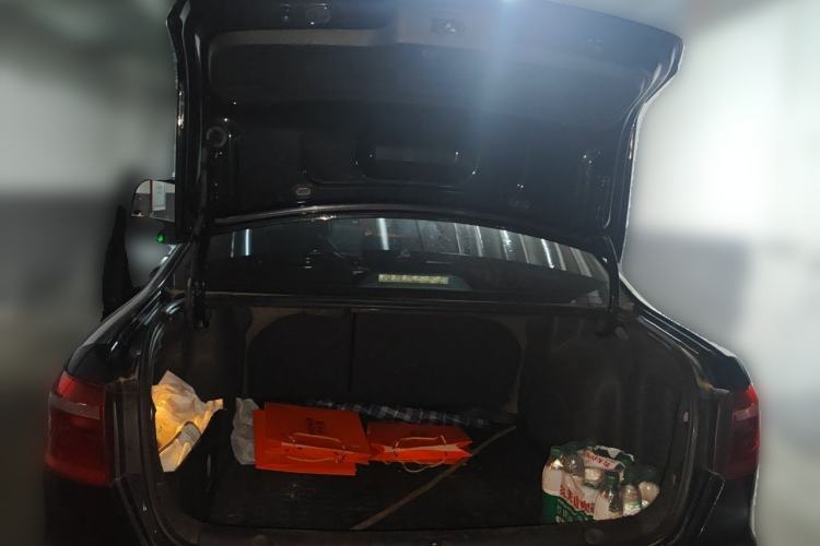 Used Volkswagen Lavida 2013 Restyled Classic 1.6L Automatic Comfort Edition Trunk