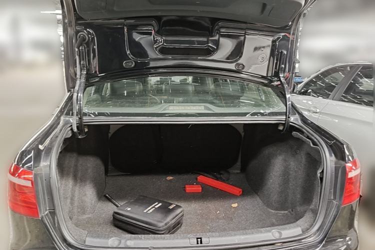 Used Volkswagen Lavida 2013 Restyled Classic 1.6L Automatic Comfort Edition Trunk