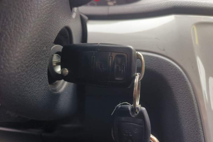 Used Volkswagen Lavida 2013 1.6L Automatic Fashion Edition Vehicle Key
