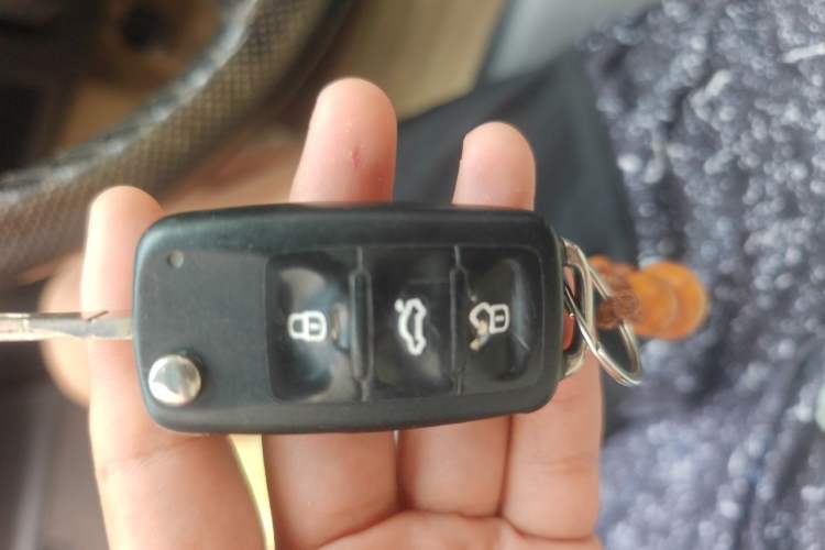 Used Volkswagen Lavida 2013 1.4TSI Manual Comfort Edition Vehicle Key