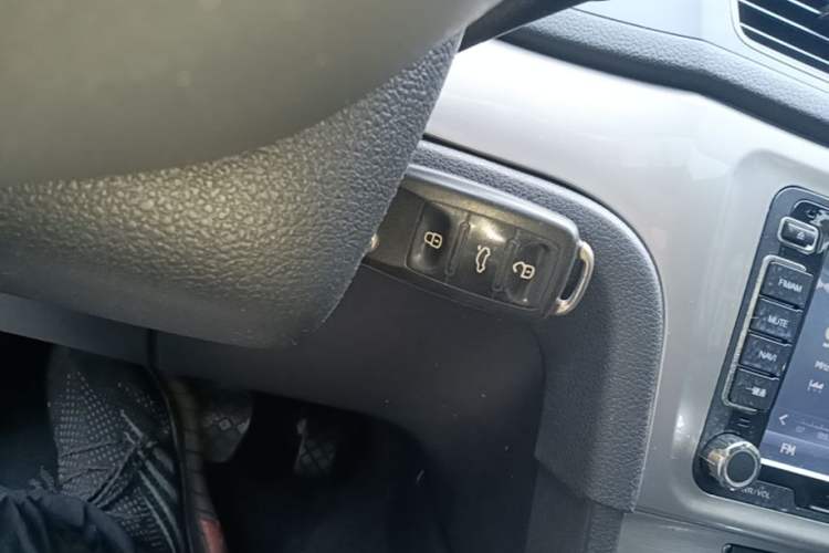 Used Volkswagen Lavida 2013 Restyled Classic 1.6L Automatic Comfort Edition Vehicle Key